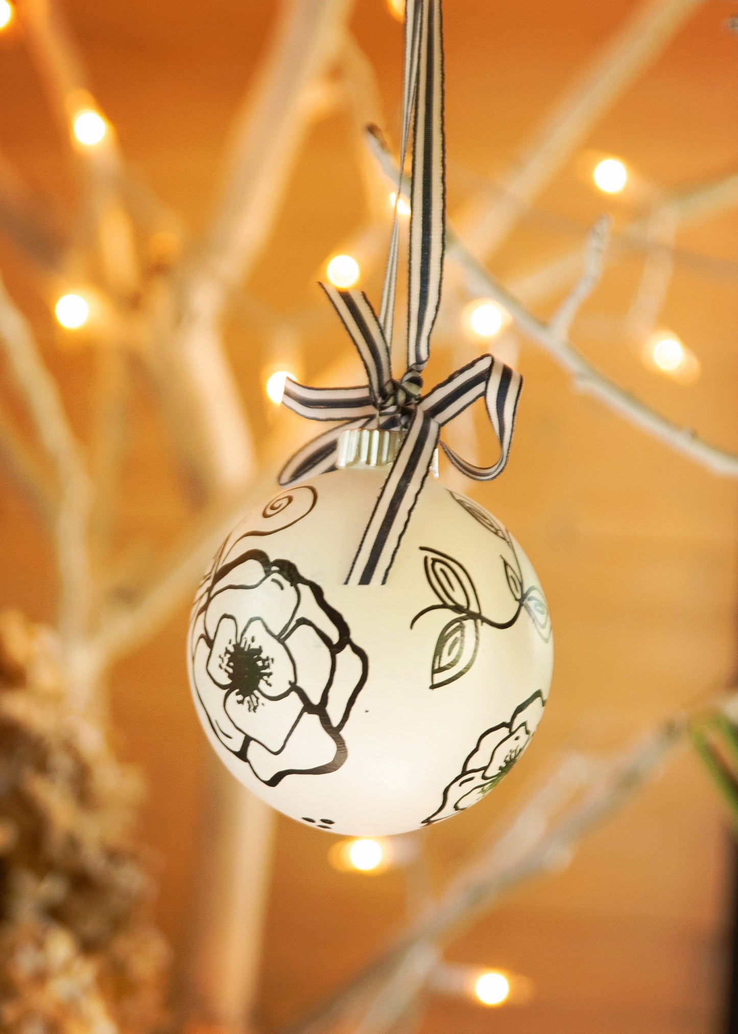 White and  Black Baubles/Ornaments